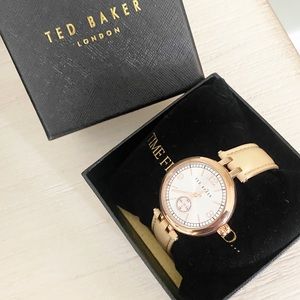 NWOT Ted Baker women’s leather strap gold watch